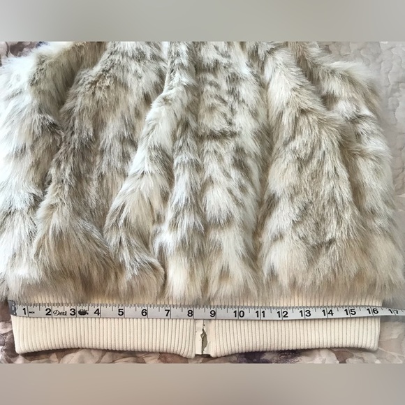 Faux Fur Vest by Coldwater Creek Size L - Picture 15 of 16
